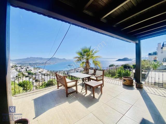Bodrum Ormancılar Sitesi Muhteşem Deniz Manzaralı Kiralık Villa