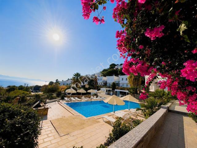 Bodrum Mavi Rüyada Deniz Manzaralı Havuzlu 2+1 Villa