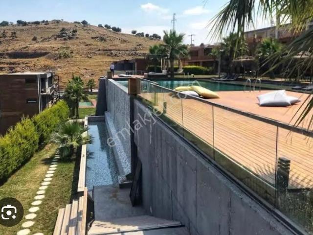 Bodrum Meşelik 1+1 Tatil Konseptli Sitede