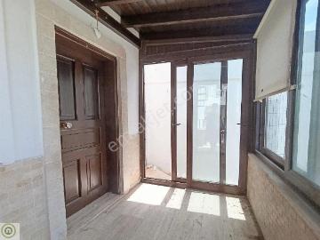 Bodrum Merkez Atatürk Cad Kiralık 2+1 75 M² Üst Kat Geniş Salon Ayrı Mutfak