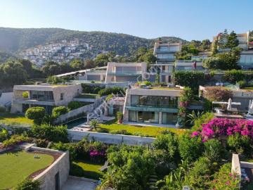 Bodrum Merkez'de Kiralık Deniz Manzaralı 6+2 Ultra Lüks Villa