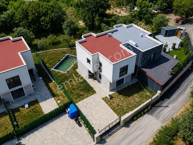 Bodrum Mumcular Yeniköy'de 330 M² Arsa İçerisinde Satılık Dubleks Villa