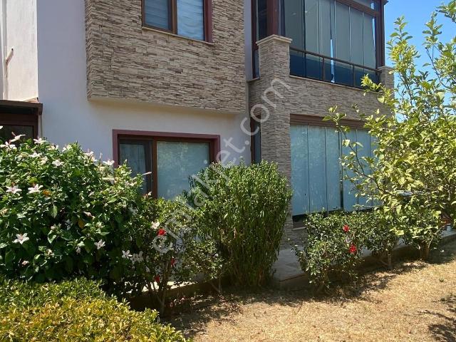 Bodrum Torba Havuzlu Site İçinde Bahçe Kat Daire