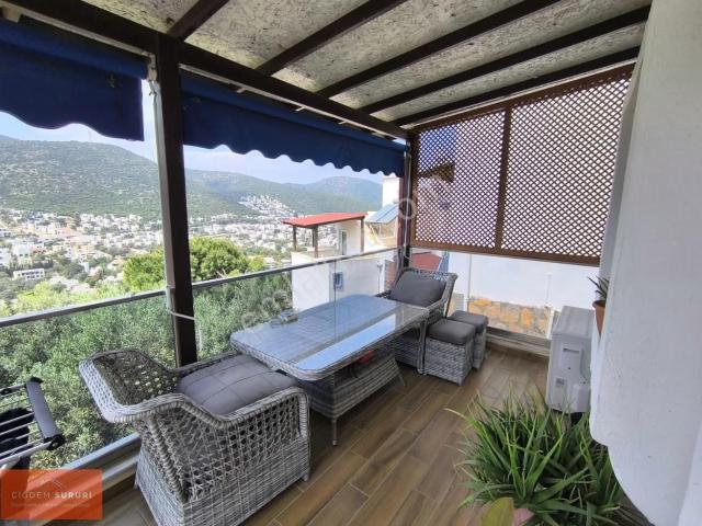 Bodrum Torbada 4+2 Satılık Tripleks Villa