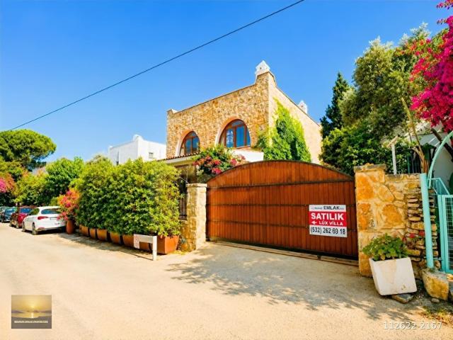 Bodrum Torbada Denize 20 Metre 400 m Müstakil Taş ev