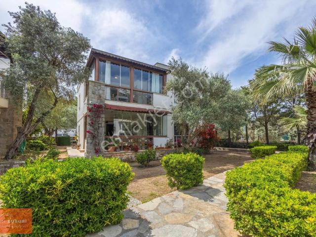 Bodrum Torba'da Havuzlu Site İçerisinde 2+1 Satılık Daire
