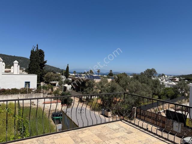 Bodrum Torbada Kiralık Deniz Manzaralı Bahçeli Müstakil Ev