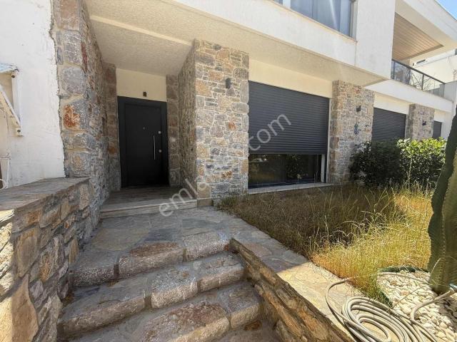 Bodrum Turgutreis Kiralık 2+1 Lüks Modern Bahçe Katı Daire