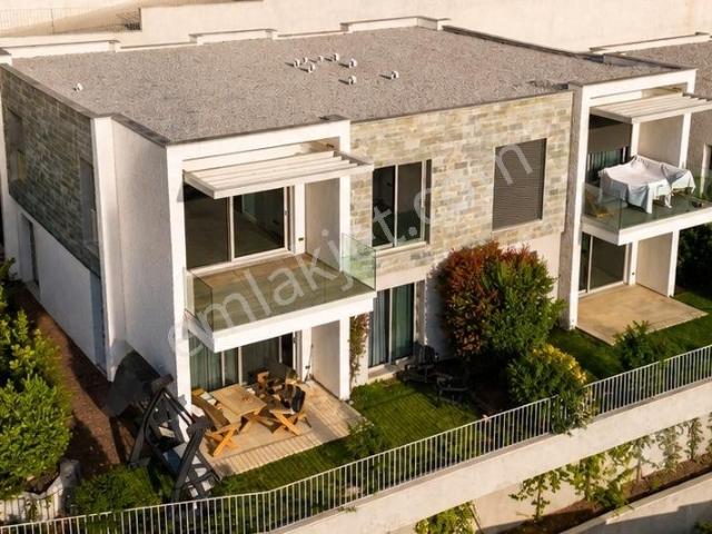 Bodrum Turgutreis Muhteşem Manzaralı Lüks 3+1 Daire Satılık