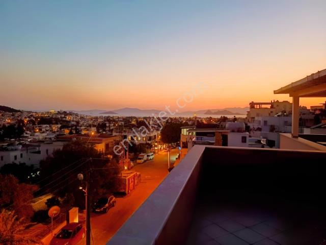 Bodrum Turgutreiste Deniz Manzaralı Satılık Eşyalı Daire