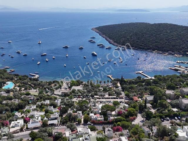 Bodrum Türkbükü Deniz Manzaralı Özel Plajlı Satılık Villa