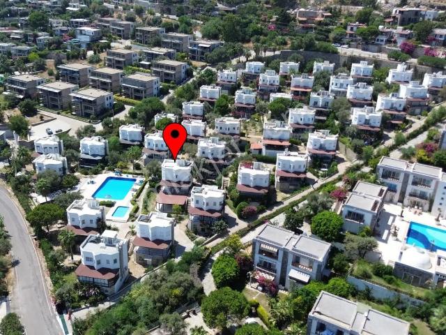 Bodrum Türkbükü Sevcan Zeytin Evlerinde Havuz Önü Bahçeli 2+1