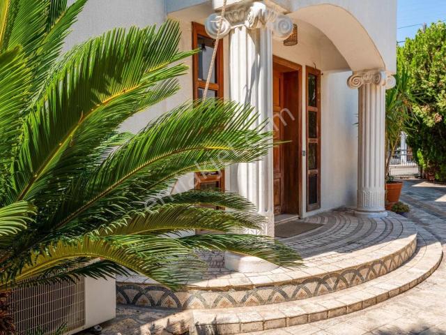 Bodrum Yokuşbaşı 4+1 Bahçeli Müstakil Villa