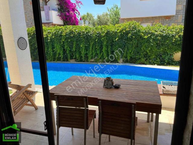Bodrum Yahşi Denize 200mt Site İçi 2+1 Alt Kat Daire