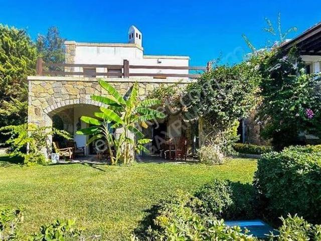 Bodrum Yalıkavak Merkezde Satılık Villa