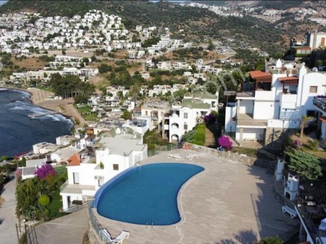 Bodrum Yalıkavak Geriş'te Plaja Çok Yakın Kiralık Havuzlu Villa
