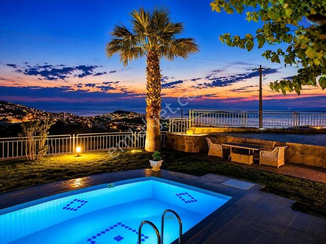Bodrum Yalıkavak Satılık Villa Özel Havuz Manzaralı Müstakil Ev