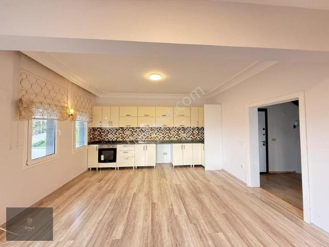Bodrum Yalıkavak Tilkicik'te Deniz Manzaralı 4+1 Kiralık Villa