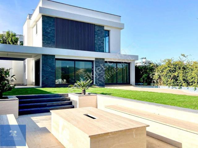 Bodrum Yalıkavak'ta Prestijli Lokasyonda Satılık Villa