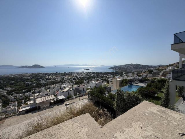 Bodrum'da,satılık,panoramik Denizmanzaralı,projeli,natamam,villa