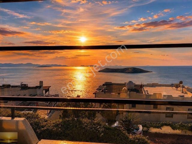 Bodrumda Satılık Villa Muhteşem Deniz Ve Günbatımı Manzaralı Ev