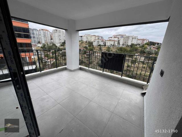 BOGAZİÇİNDE SATILIK FIRSAT LÜKS DAİRE İNCEK TAŞPINAR EMLAK
