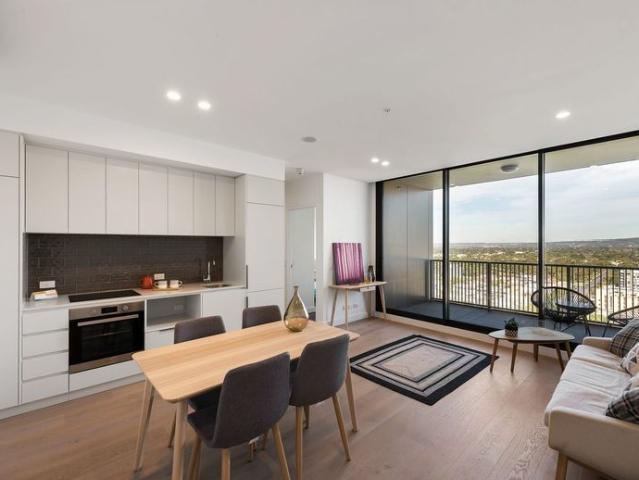 Bohem apartments are at the cutting edge of today's modern day lifestyle. APPLY THROUGH REALESTATE.COM