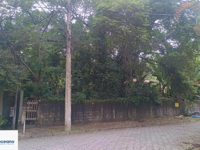 Boiçucanga Terreno à venda em rua residencial privilegiada