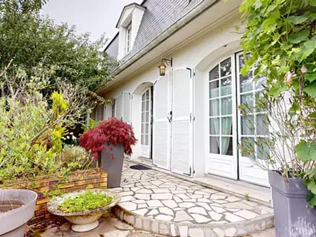 Bois d'Arcy 78390 Achat / Vente maison 5 pièces t5 au dernier étage terrasse