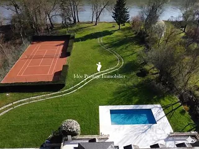 Boissettes 77350 Achat / Vente maison 14 pièces t14 piscine terrasse