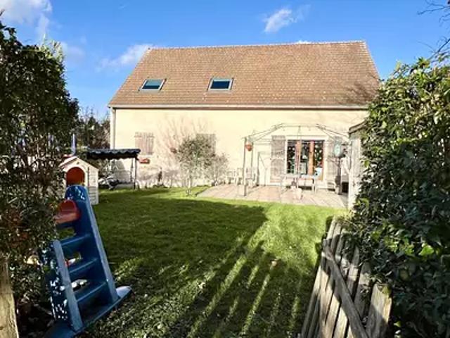 Boissy le Châtel 77169 Achat / Vente maison 9 pièces t9 piscine terrasse