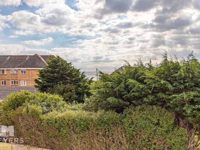 Bolton Close, Bournemouth, 3 BH6, 3 bed flat to rent, £1,400 pcm | PrimeLocation
