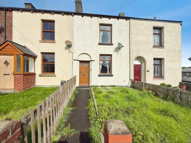 Bolton Road, Aspull, Wigan, WN2 2 bed terraced house to rent £775 pcm £179 pw