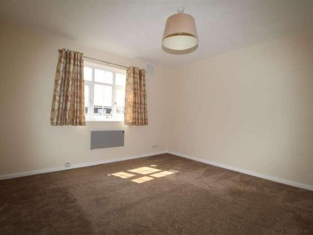 Bolton Road, Bradford, BD2