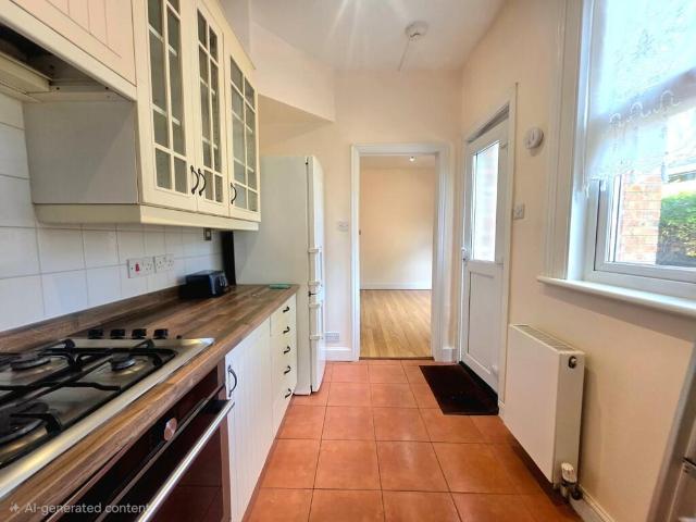 Bolton Road, Harrow 2 bed ground floor flat to rent £1,700 pcm £392 pw