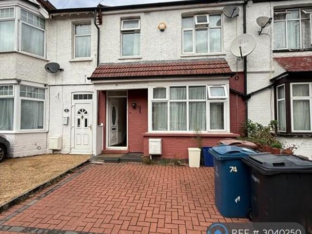 Bolton Road, Harrow, HA1 3 bed terraced house to rent £2,750 pcm £635 pw