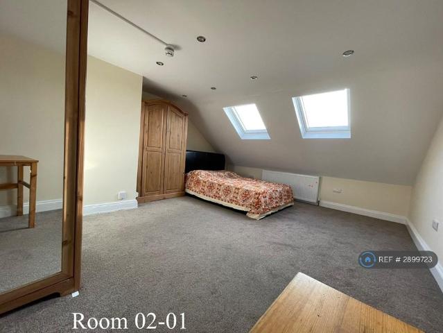 Bolton Road, London, E15 1 bed in a house share to rent £800 pcm £185 pw