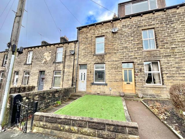 Bolton Road, Silsden, Keighley, BD20 0JY 3 bed terraced house to rent £950 pcm £219 pw