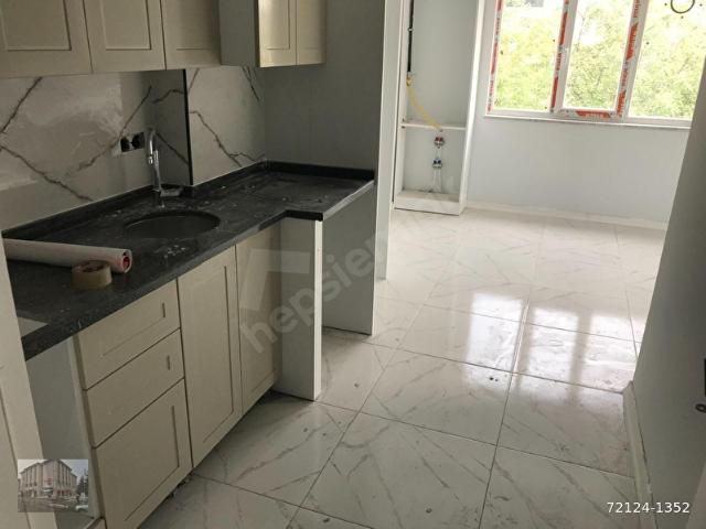BOLU BORAZANLAR MAH.55M2 ARAKAT ANKASTRELİ 1 yaşında 1+1 DAİRE