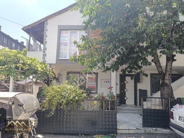 Bolu Tepecik Mah.' De Satılık 297m2 İmarlı Arsa Ve İki Katlı Müstakil Kombili Bina