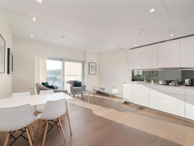 Bolander Grove, London, SW6 1 bed apartment to rent £3,141 pcm £725 pw