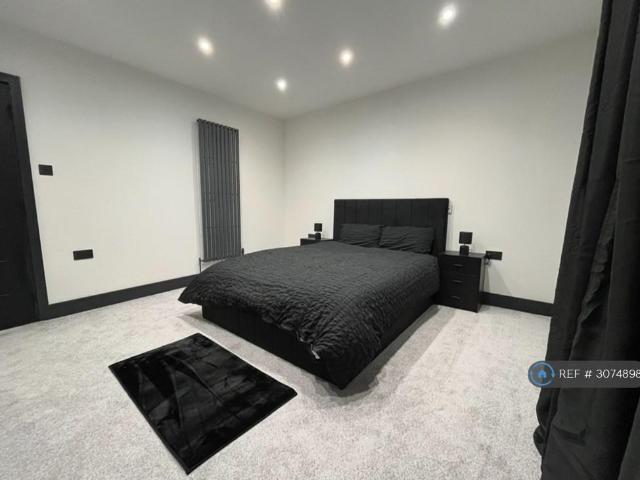 Bold Street, Accrington, BB5 1 bed in a house share to rent £525 pcm £121 pw