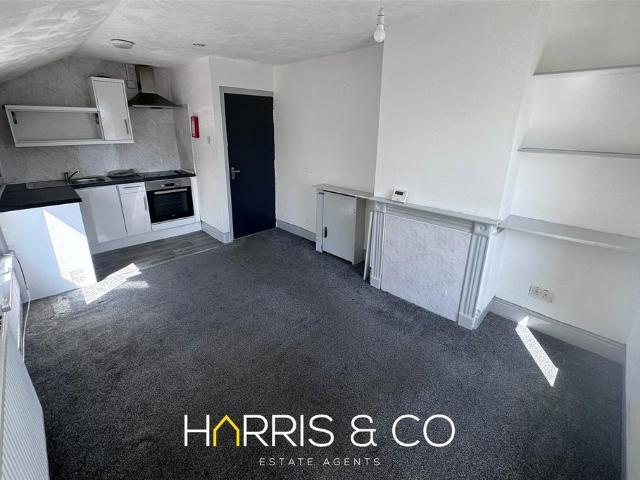 Bold Street, Fleetwood, FY7 1 bed apartment to rent £398 pcm £92 pw