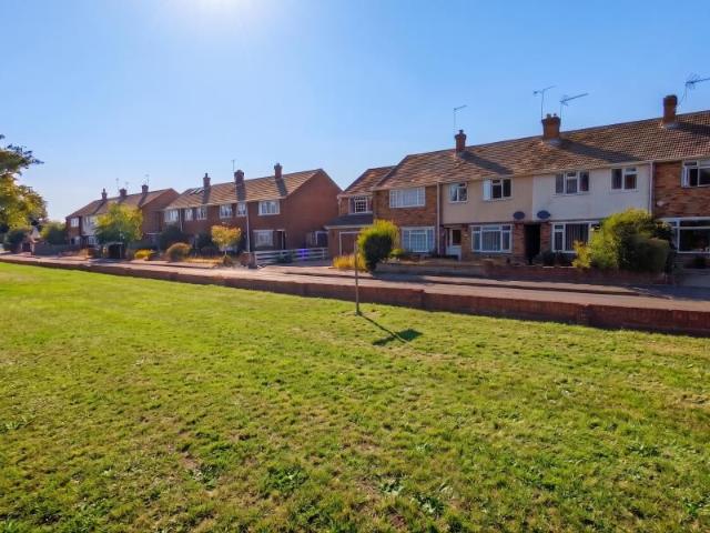 Bolding House Lane, Woking 3 bedrooms Property for lettings Seymours