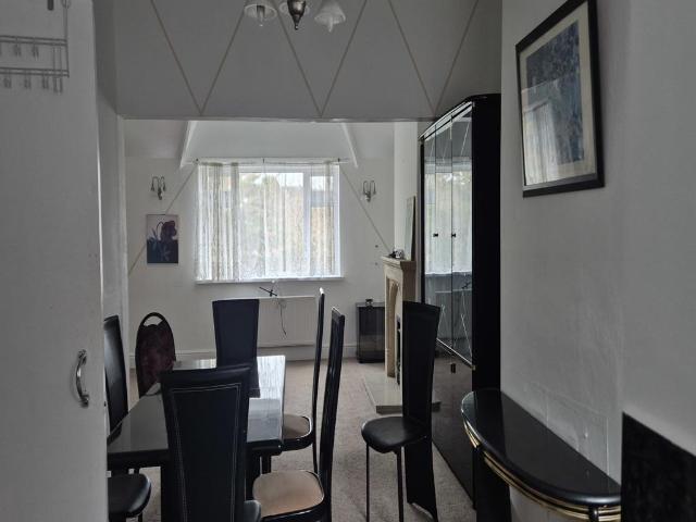 Boldmere Road, Sutton Coldfield 3 bed flat to rent £1,000 pcm £231 pw