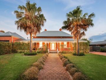 Boldrewood A Landmark Residence of Scale & Style