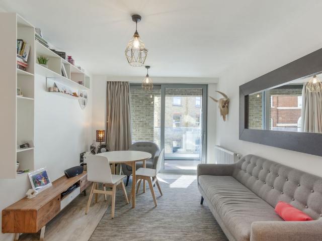 Boleyn Road, Dalston, London N16, 1 bed flat to rent, £2,145 pcm | PrimeLocation