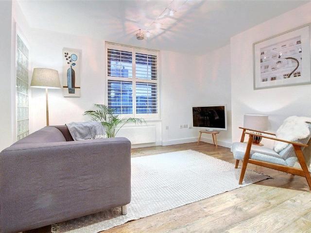 Boleyn Road, Dalston, London N16, 1 bed flat to rent, £2,200 pcm | PrimeLocation