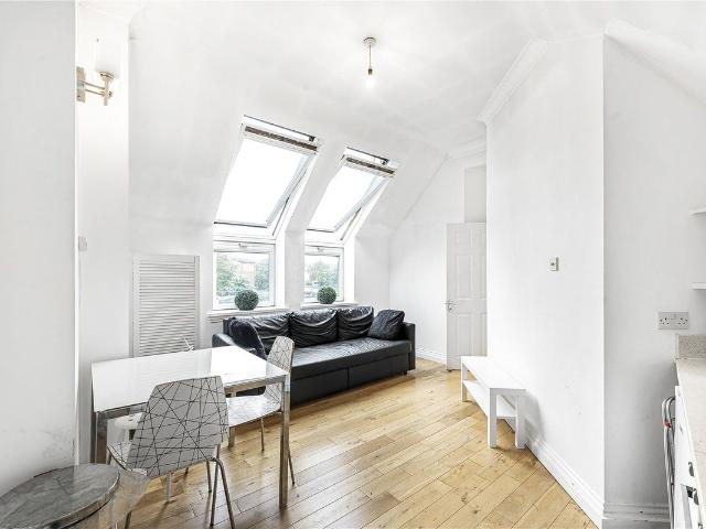 Boleyn Road, London N16, 1 bed flat to rent, £1,700 pcm | PrimeLocation