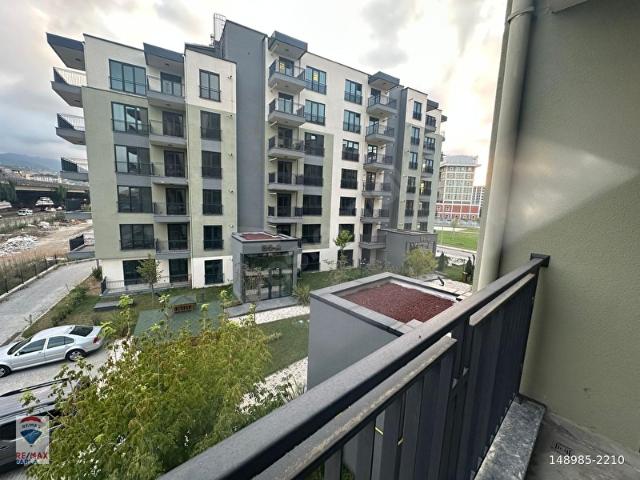 BÖLGE UZMANI RAHŞAN ÇAM'DAN CAM BALKONLUVESTİYERLİ KİRALIK 3+1